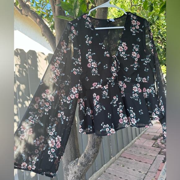 H&M Divided Black Floral Sheer Blouse – Size 8 - Picture 1 of 5